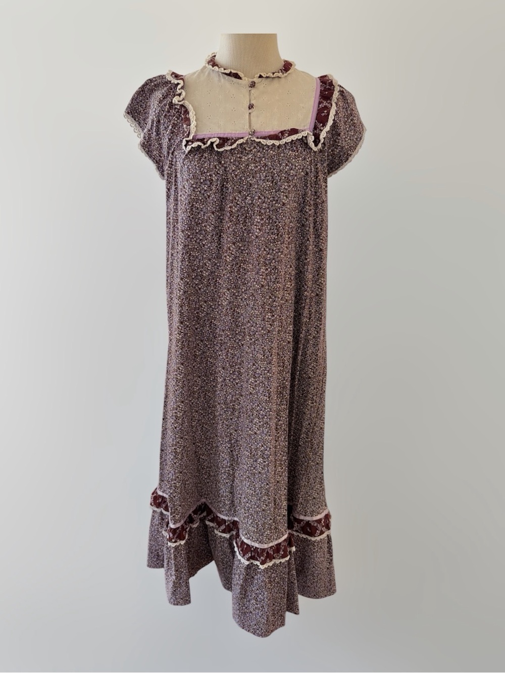 Vintage 1970s Malihini Hawaii for Liberty House Prairie Muumuu Dress 8-10